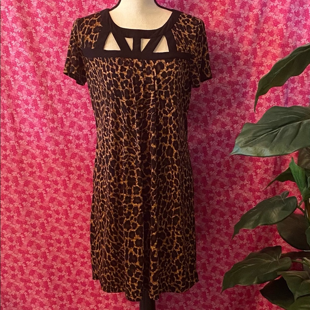 👗Per Seption Woman’s Animal Print Dress Size M